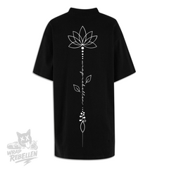 Wraprebellen Oversize Tee Dress – Streetwear Kleid mit Rückenprint